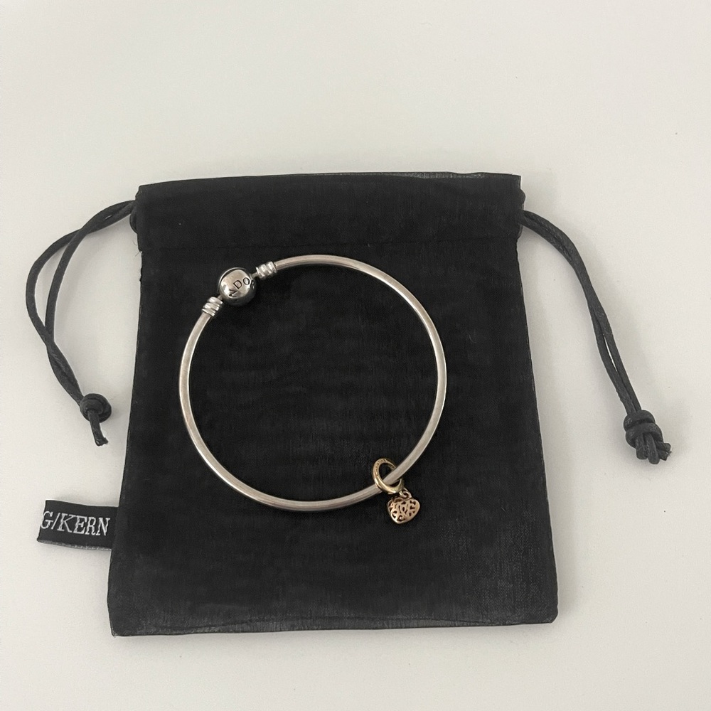 NEW Pandora Silver Moments Bangle with gold plated dangling heart.